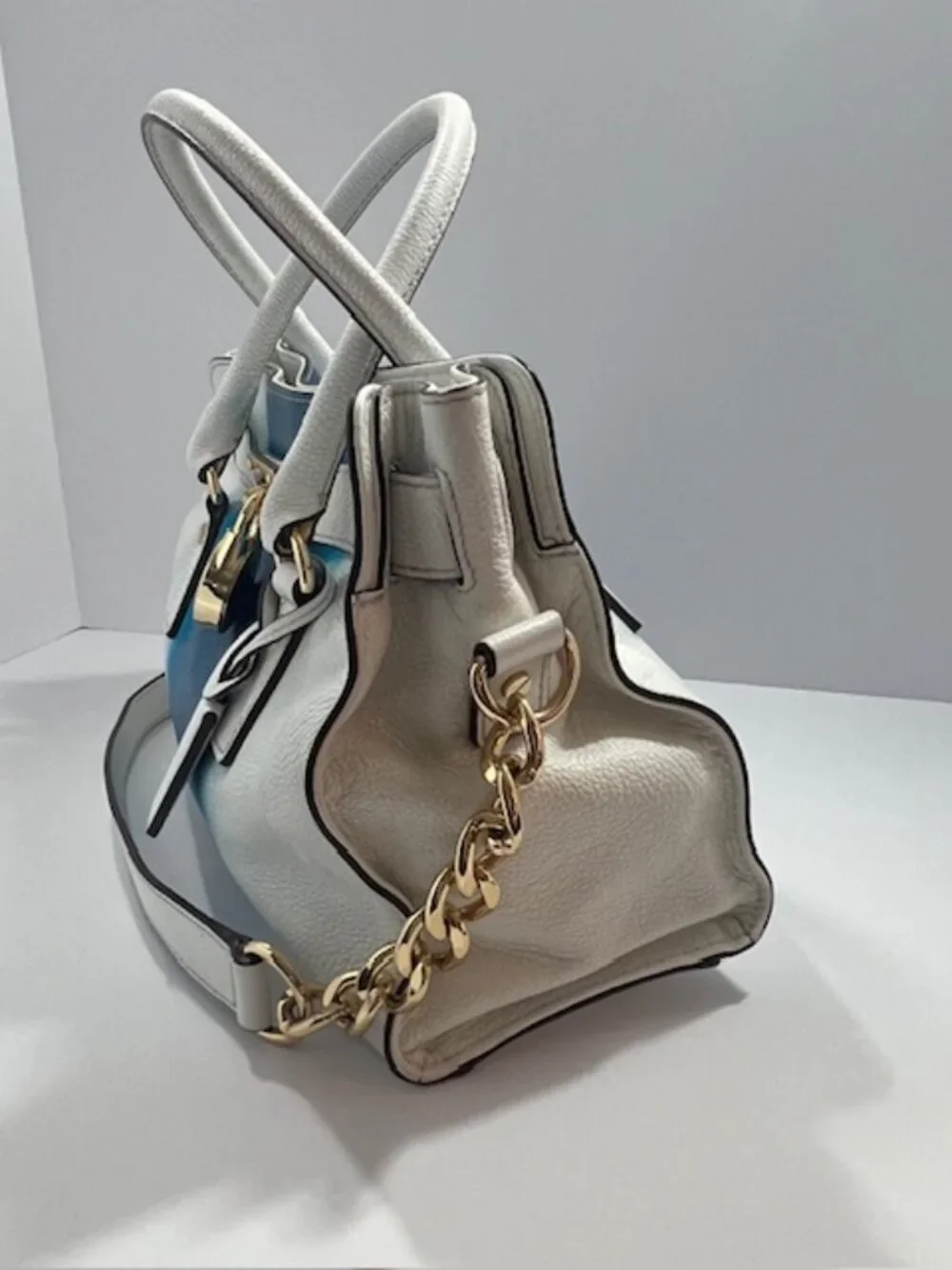 MICHAEL KORS HAMILTON EAST WEST WHITE/BLUE LOCK & KEY LEATHER SATCHEL MEDIUM EUC - Picture 5 of 15